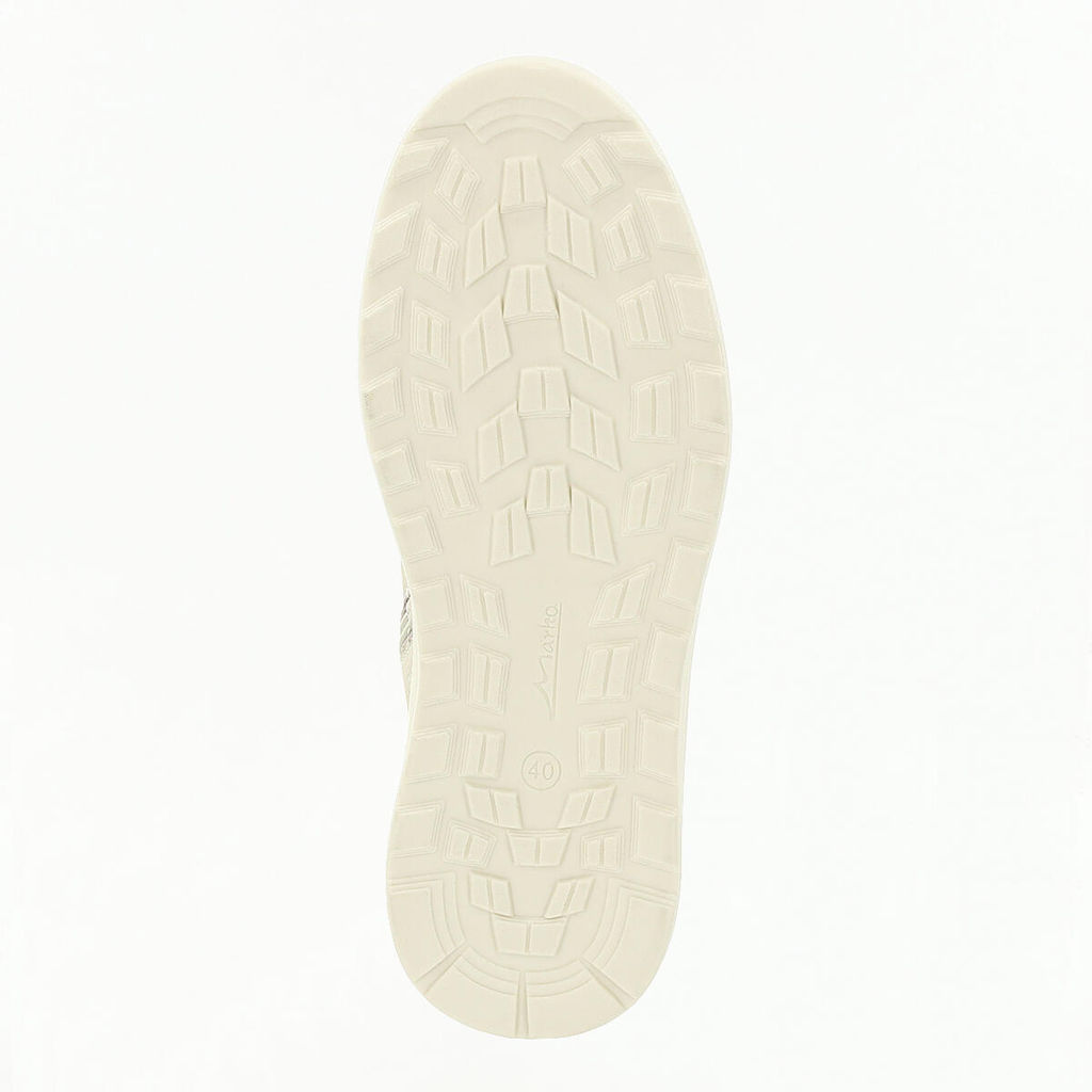 Ботинки девичьи