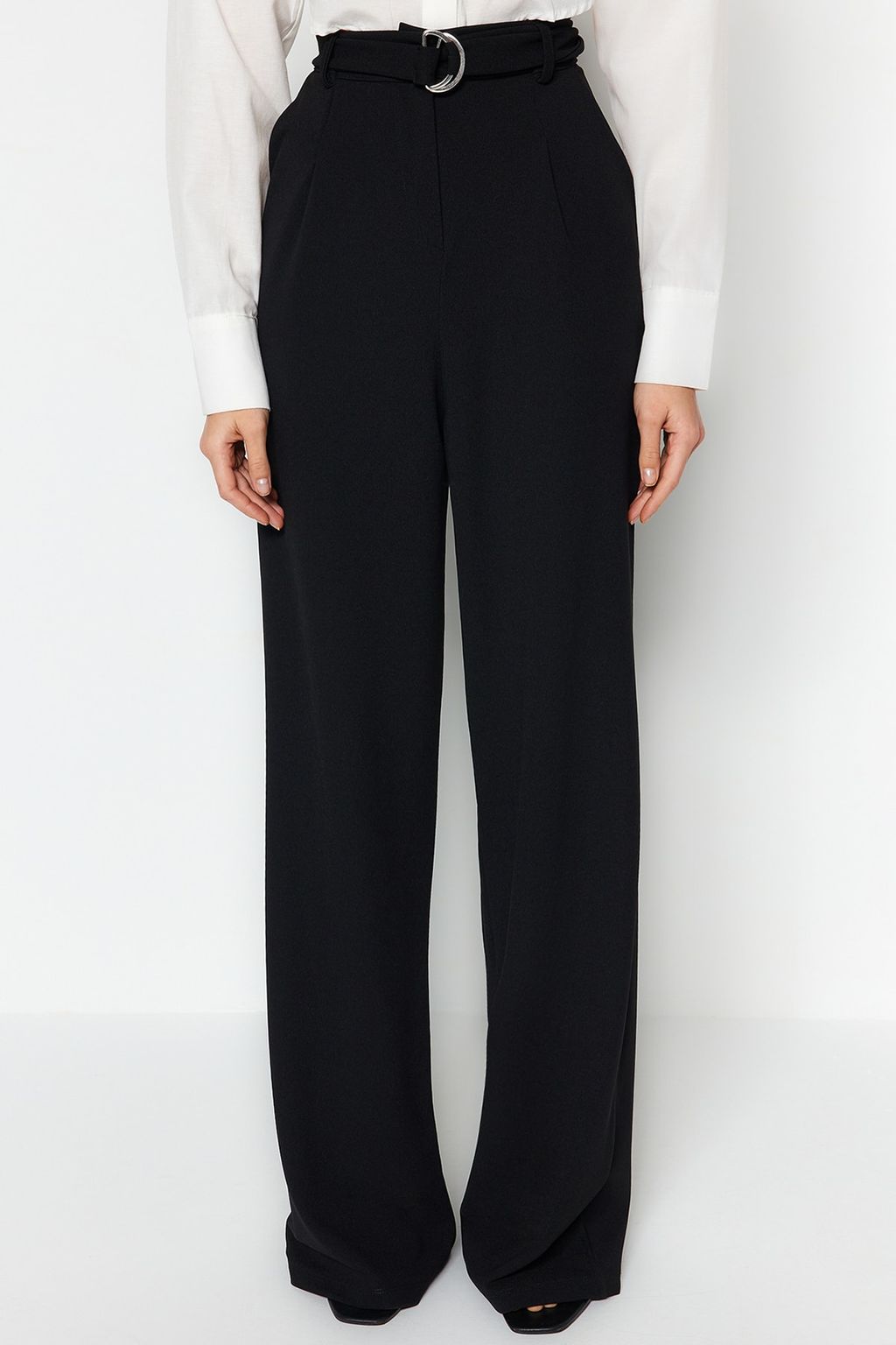 Siyah Kemerli Wideleg/Genis Paca Yuksek Bel Smart Krep Kumas Orme Pantolon TWOSS23PL00330