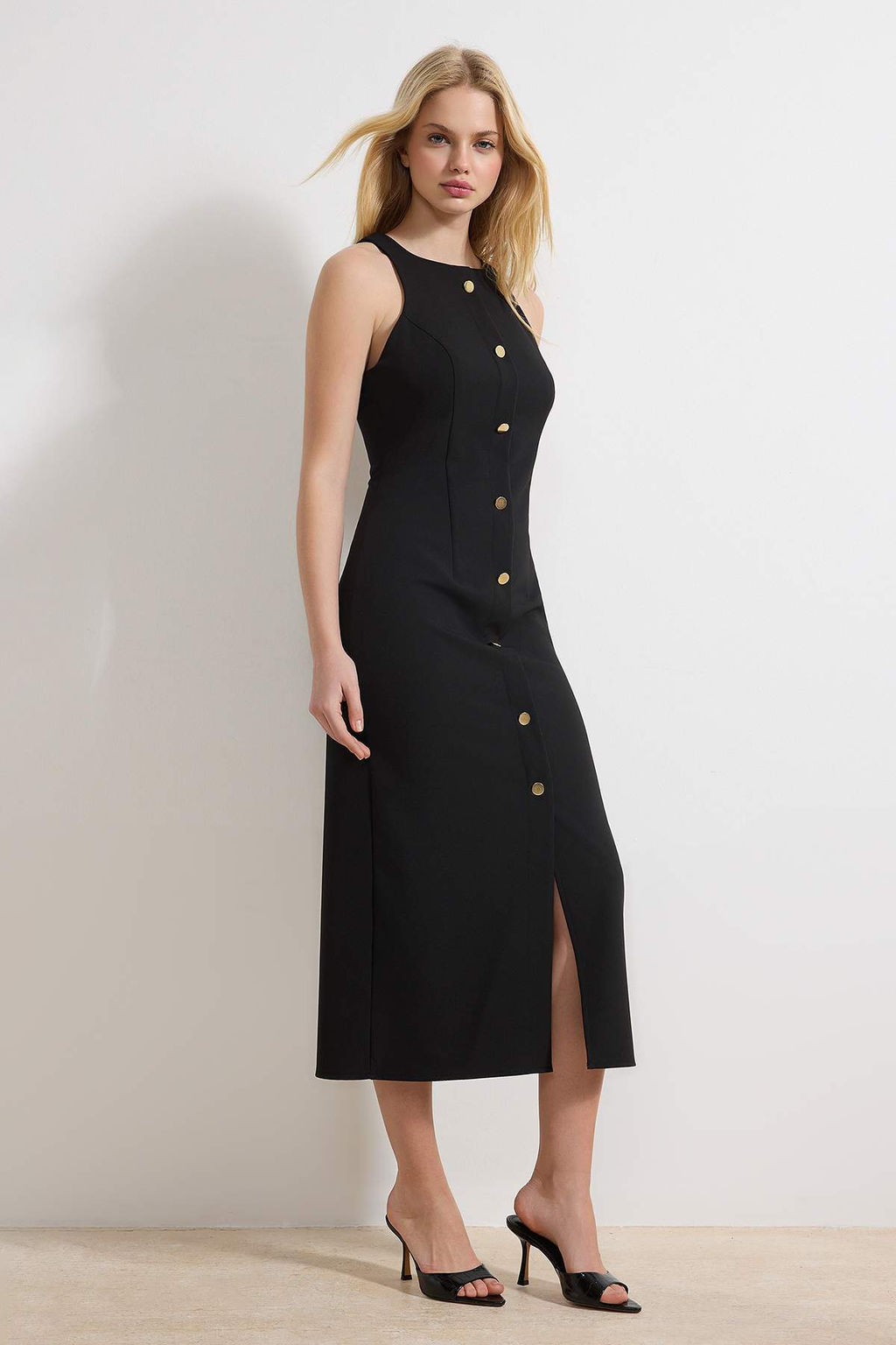 Siyah Dugme Detayl? Midi Dokuma Elbise TWOSS26EL00083