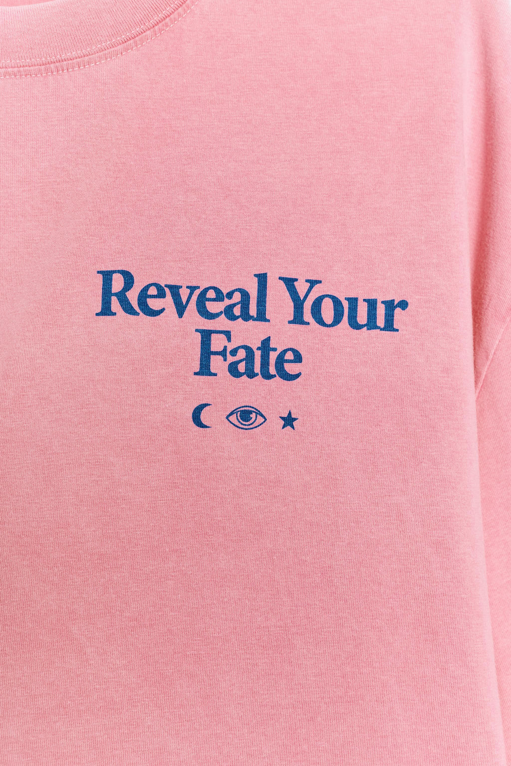 CAMISETA EFECTO LAVADO TEXTO / Rosa