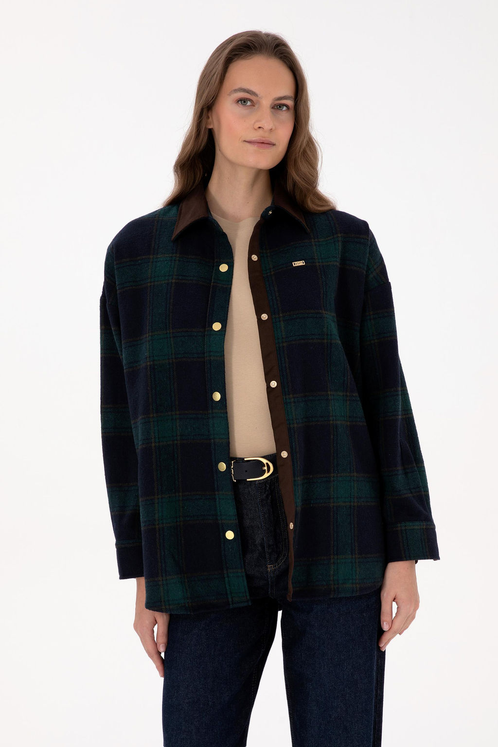 Kad_n Koyu Ye_il Uzun Kollu G_mlek