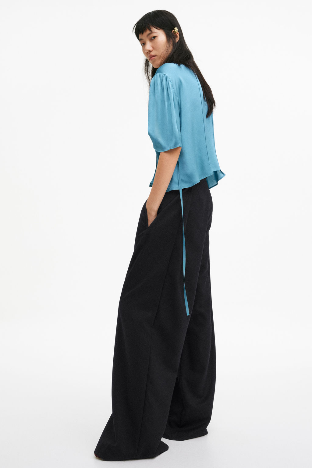 Blusa de sat?n con manga puffy - H&m фото 3