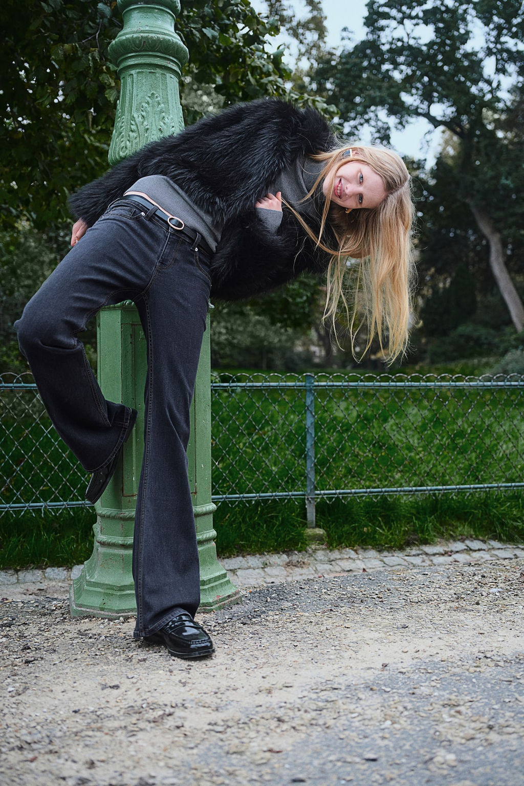 Flared Low Jeans - H&m фото 2