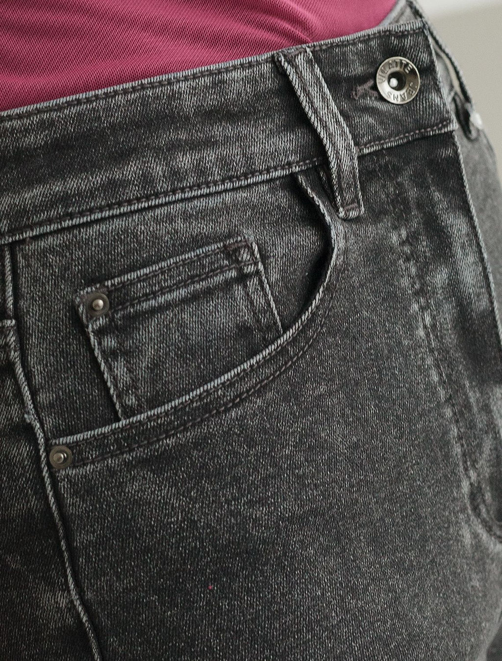 D54.293 Джинсы женские серый