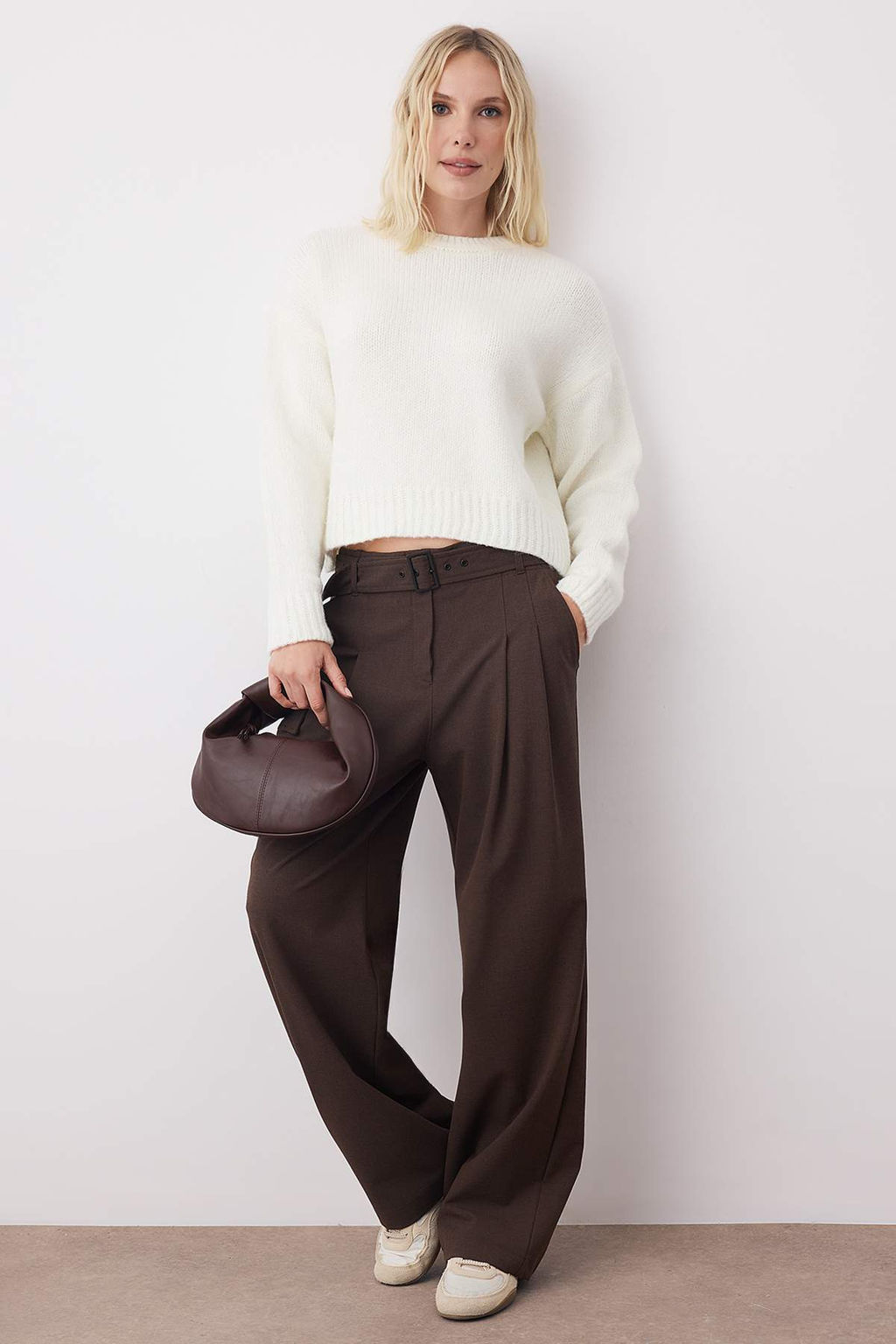 Ekru Genis Kal?p Yumusak Dokulu Basic Triko Kazak TWOAW23KZ00185