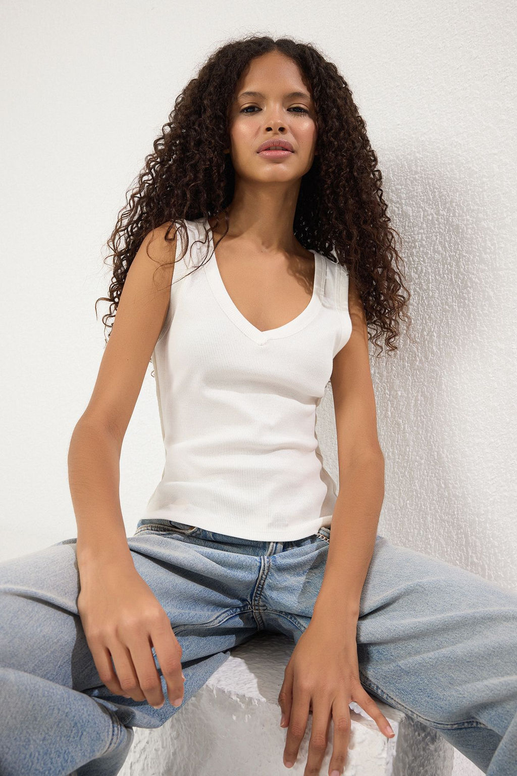 Ekru Fitted/Vucuda Oturan Regular Boy Orme Atlet TWOSS25AL00059