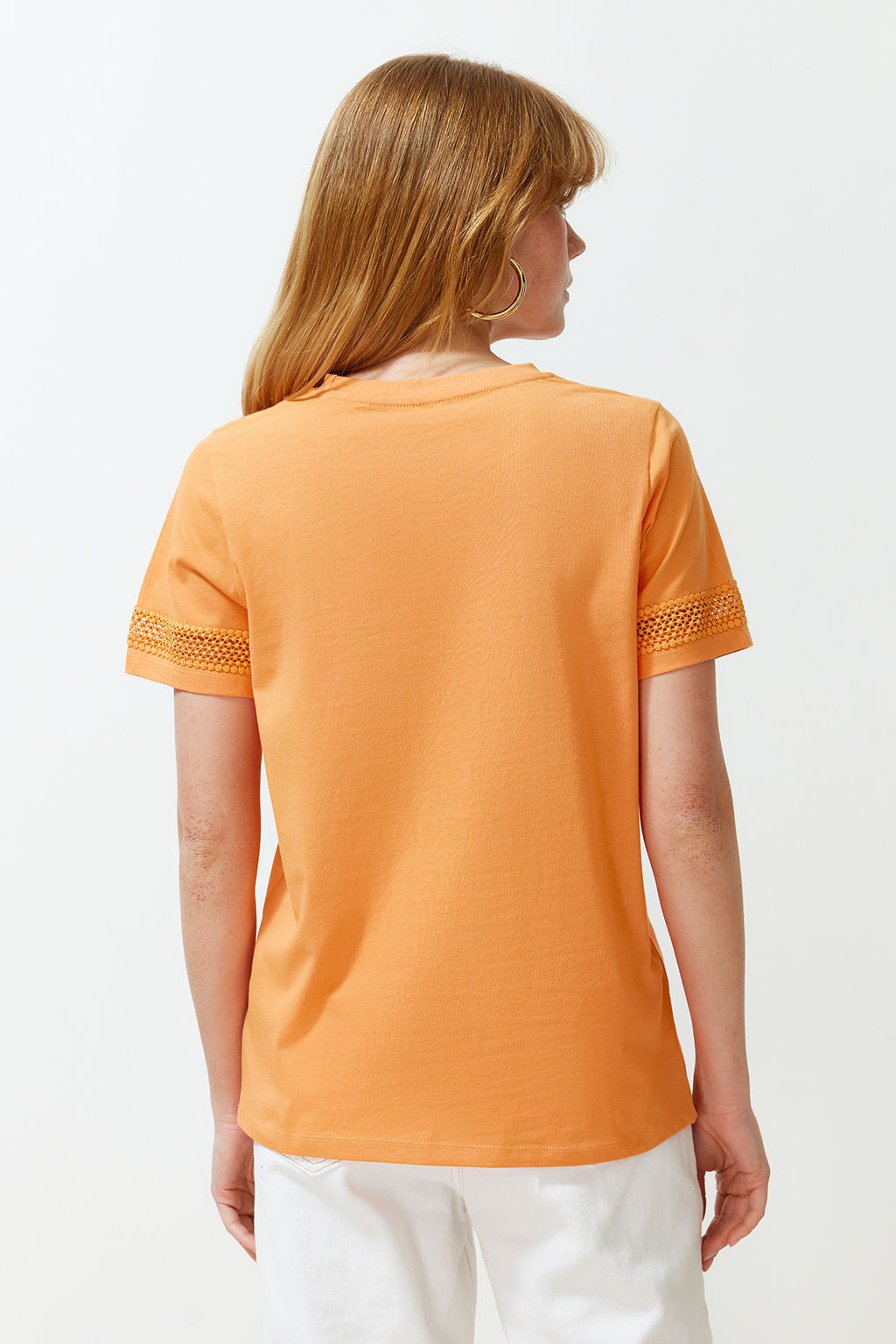 Turuncu Kal?n Pamuklu Aksesuar Detayl? Basic/Regular Kal?p Orme T-Shirt TWOSS24TS00048