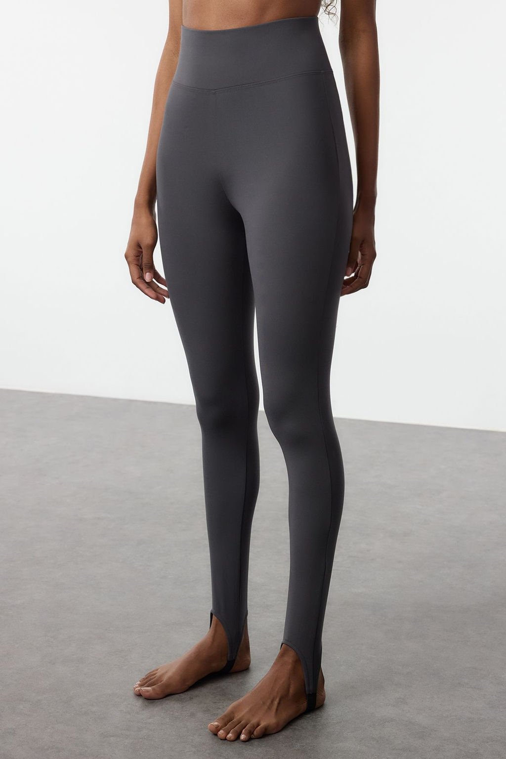 TRENDYOLMILLA Siyah F?rcal? Soft Kumas Fuzo Tam Boy Yoga Orme Spor Tayt THMAW25TY00009  фото 19