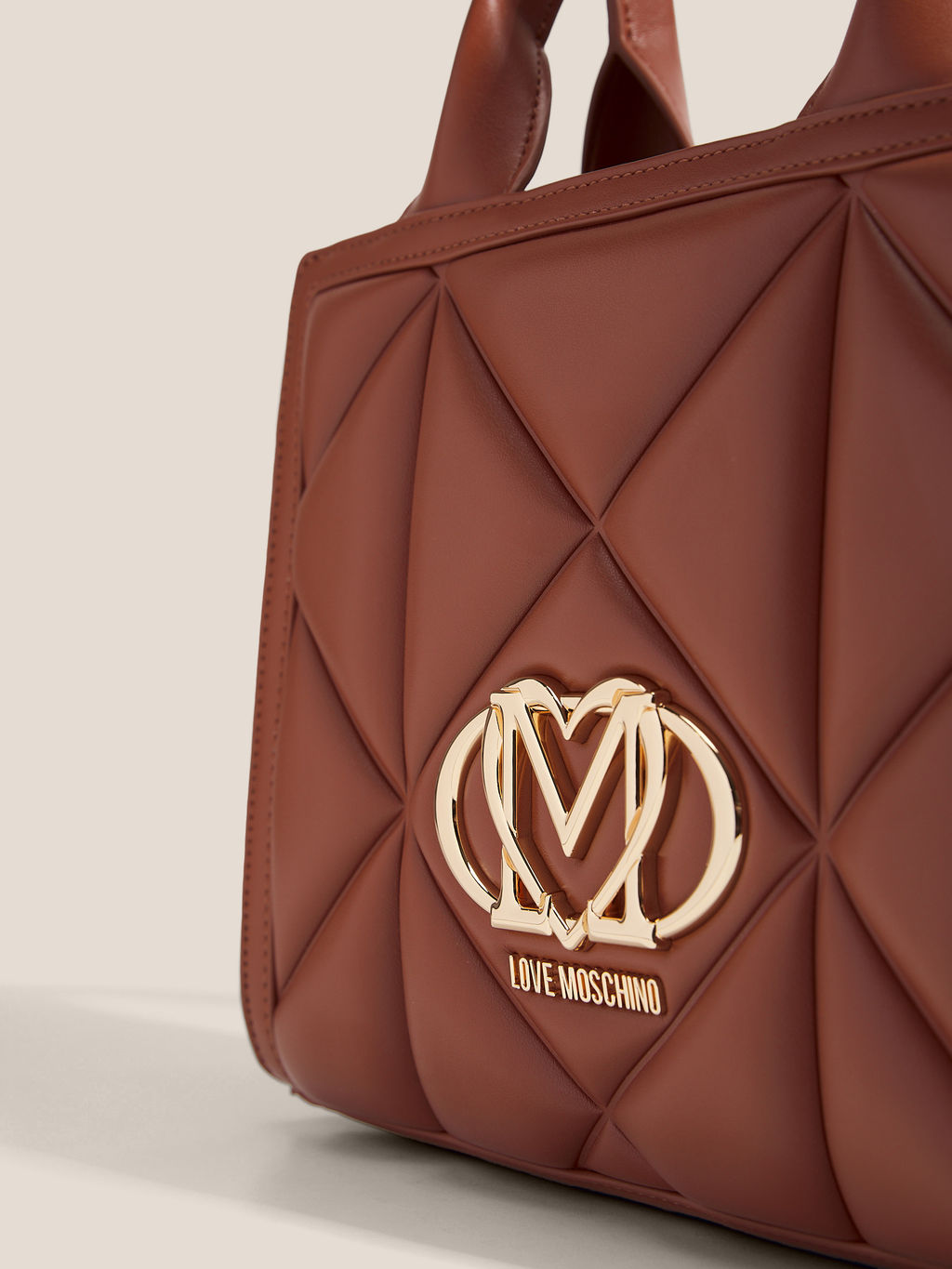 Женский тоут LOVE MOSCHINO EMBOSSED Q Артикул 4561098, красно-коричневый  фото 3