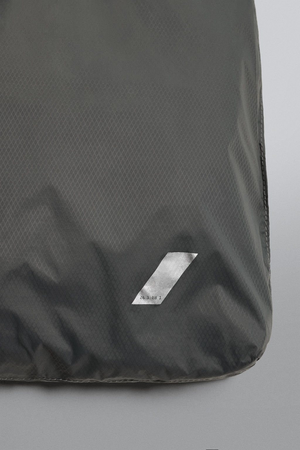 SPORTS TOTE BAG