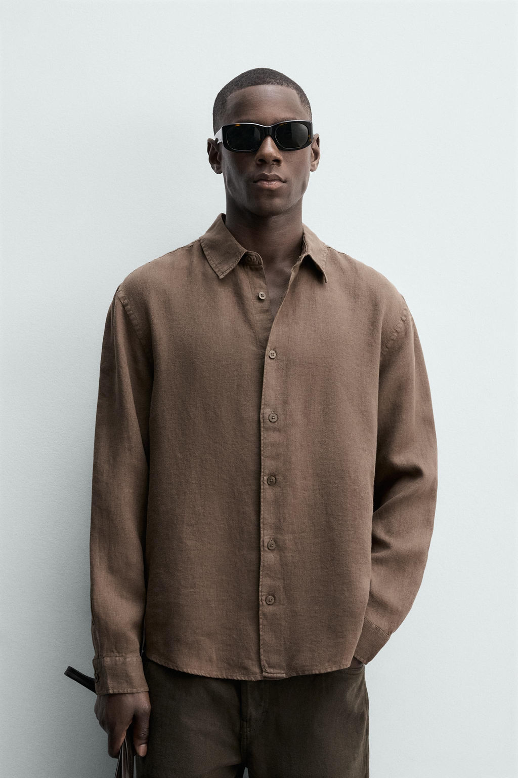 CAMISA REGULAR FIT 100% LINO / Marr?n - Zara фото 2