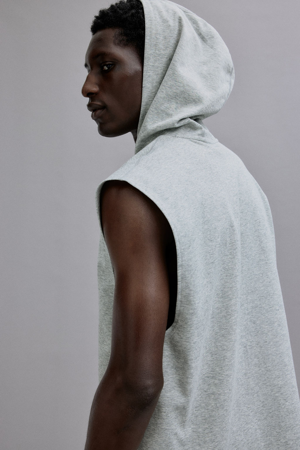 Sudadera sport sin mangas con DryMove Regular Fit - H&m фото 5