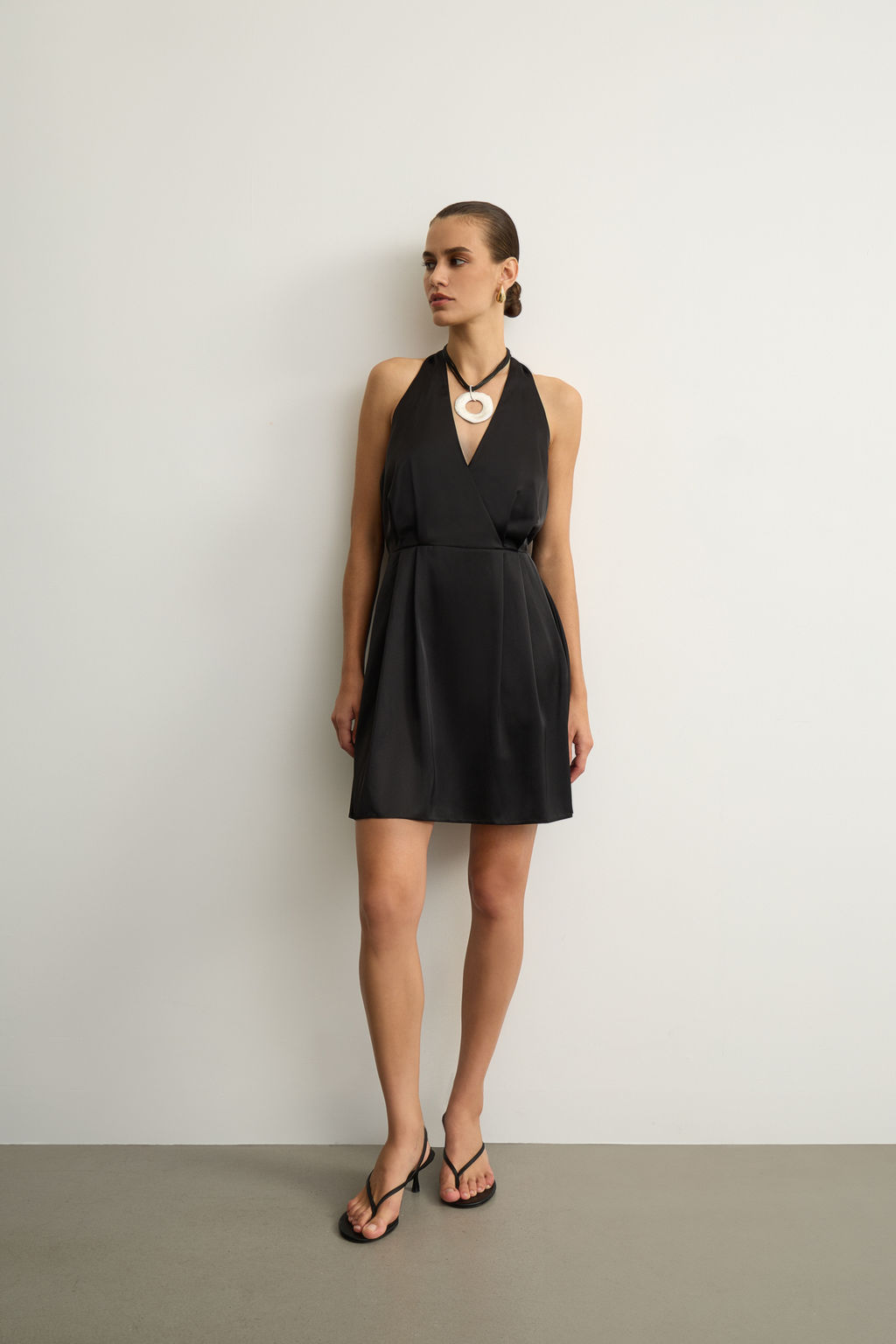 Платье мини из сатина с драпированным лифом - Mollis фото 2