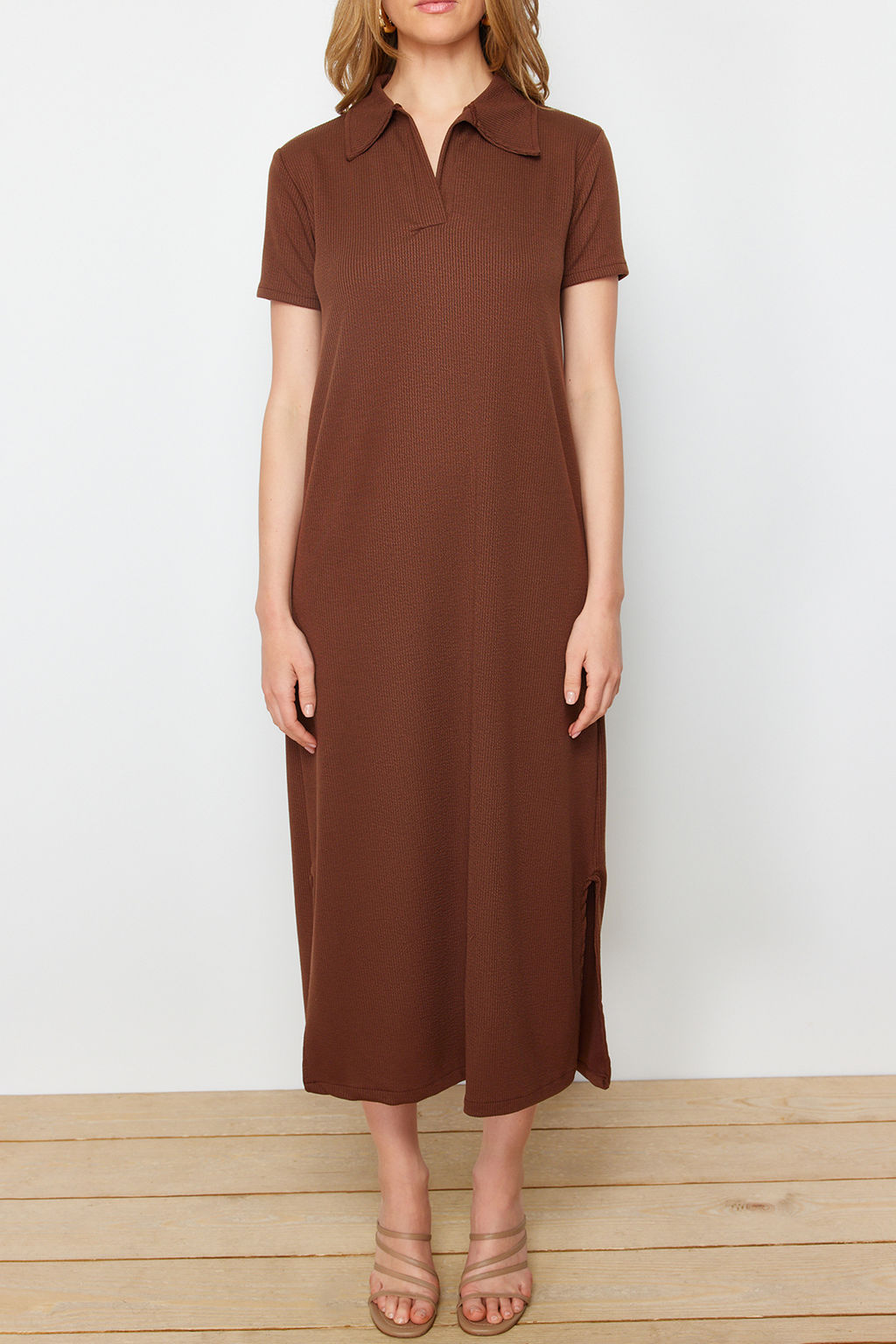 TRENDYOLMILLA Siyah Polo Yaka Shift/Normal Kesim Midi Esnek Orme Elbise TWOSS24EL01012 фото 12