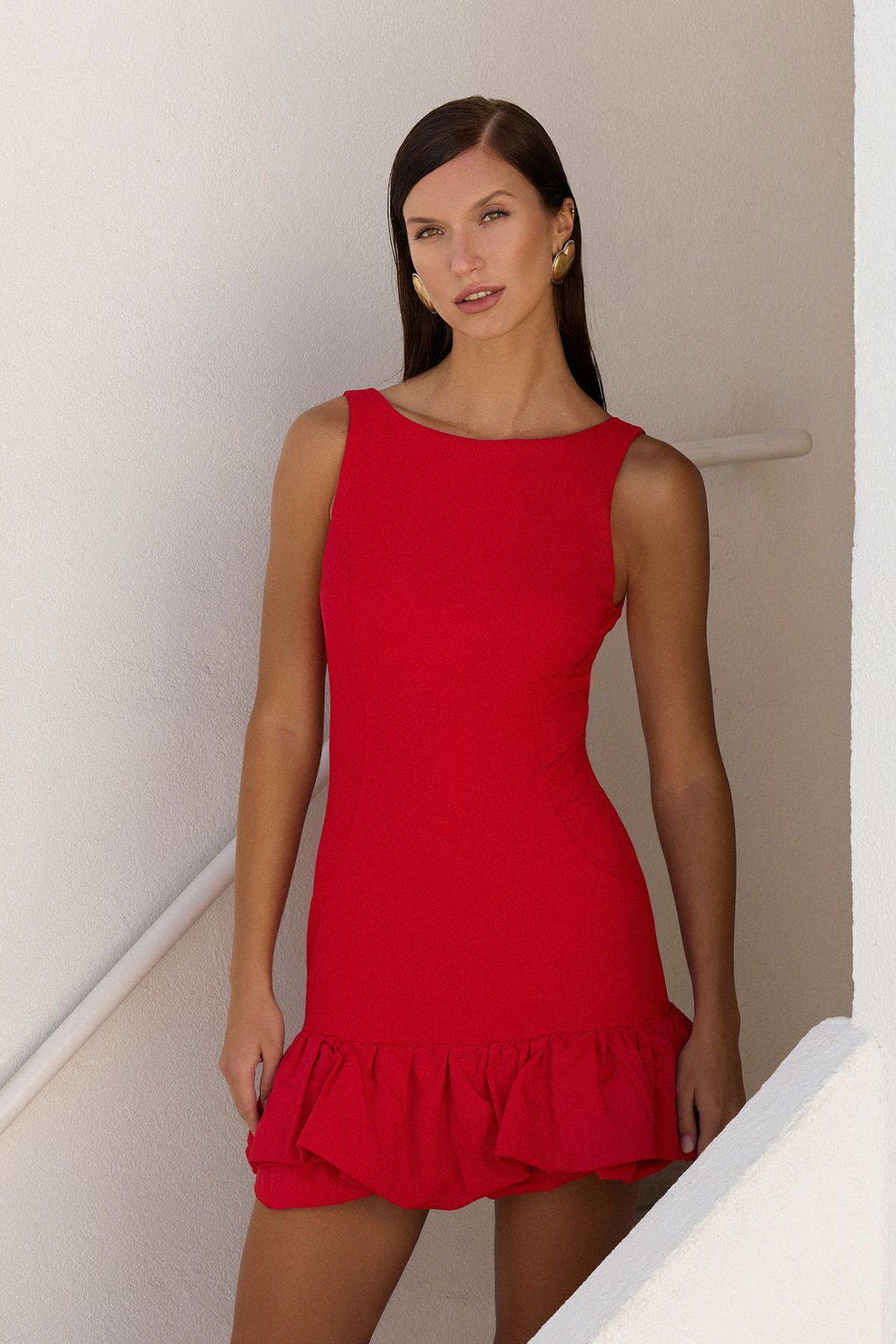 TRENDYOLMILLA Siyah Balon Etek Detayl? Ici Sort Astarl? Dokuma K?sa Elbise TPRSS25EL00059