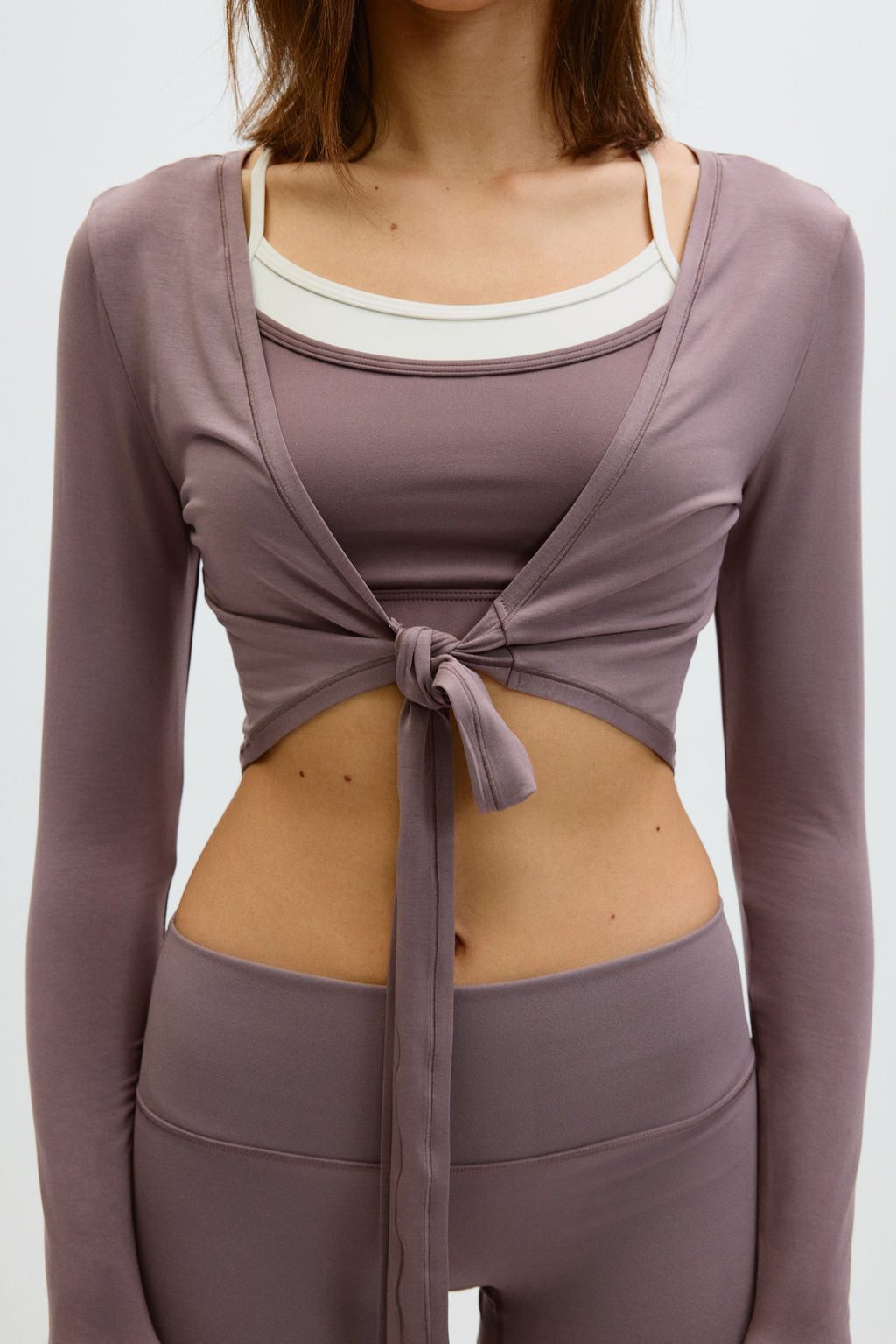 Top de yoga de manga larga con dise?o cropped - H&m фото 7