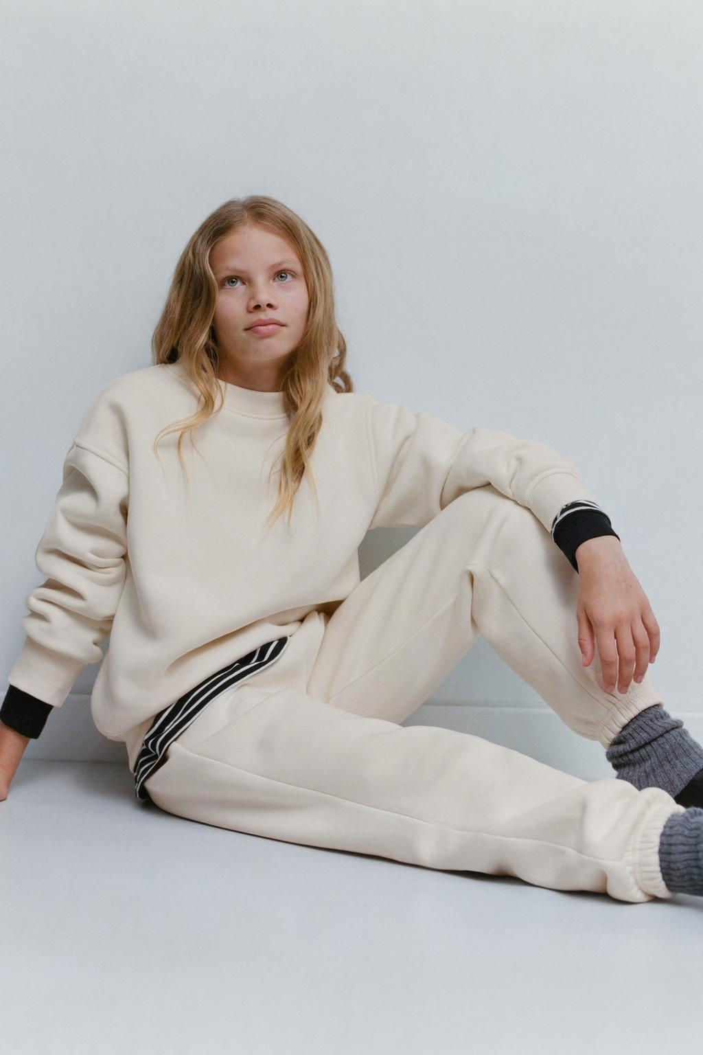 PLAIN SWEATSHIRT - Zara фото 5