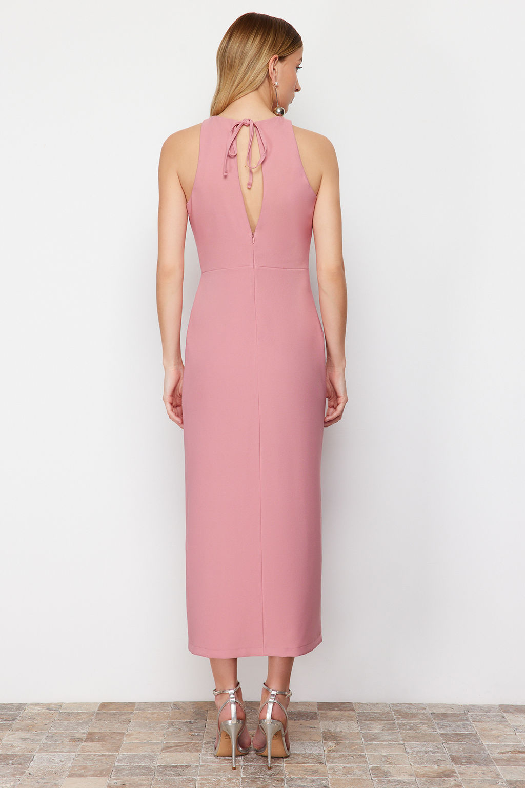 Gul Kurusu A Kesim Halter Yaka Maxi Kalem Etek Dokuma Elbise TWOSS24EL00612 - Trendyolmilla фото 12
