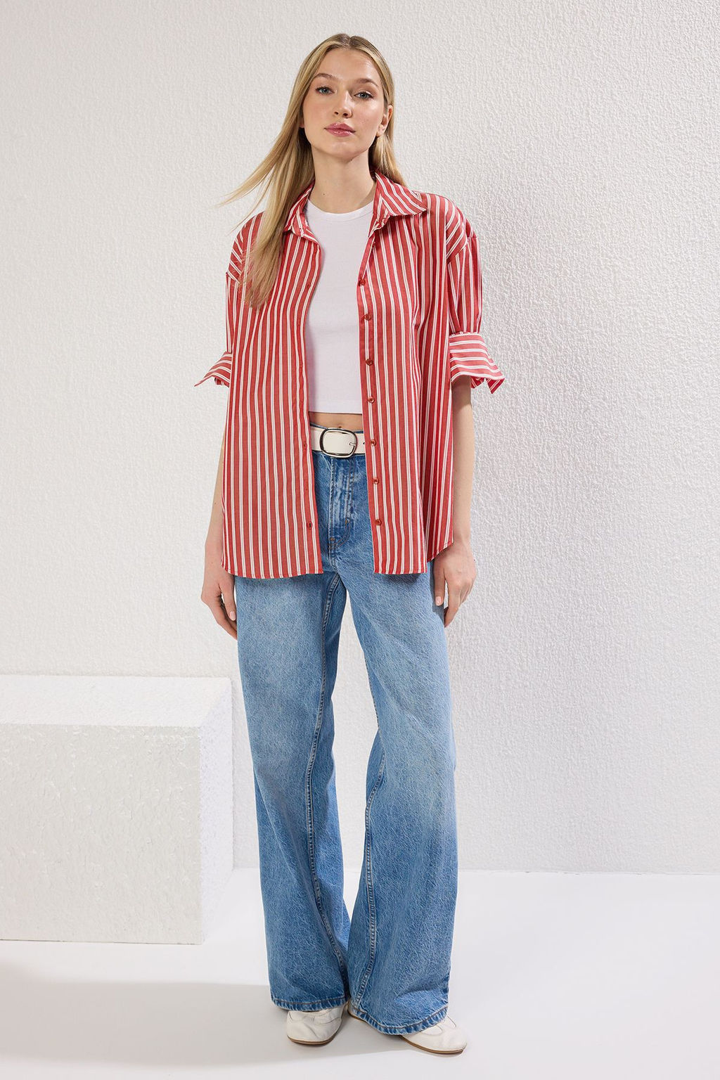 TRENDYOLMILLA Cok Renkli Cizgili Oversize Genis Kal?p Gomlek TWOSS25GO00111  фото 2