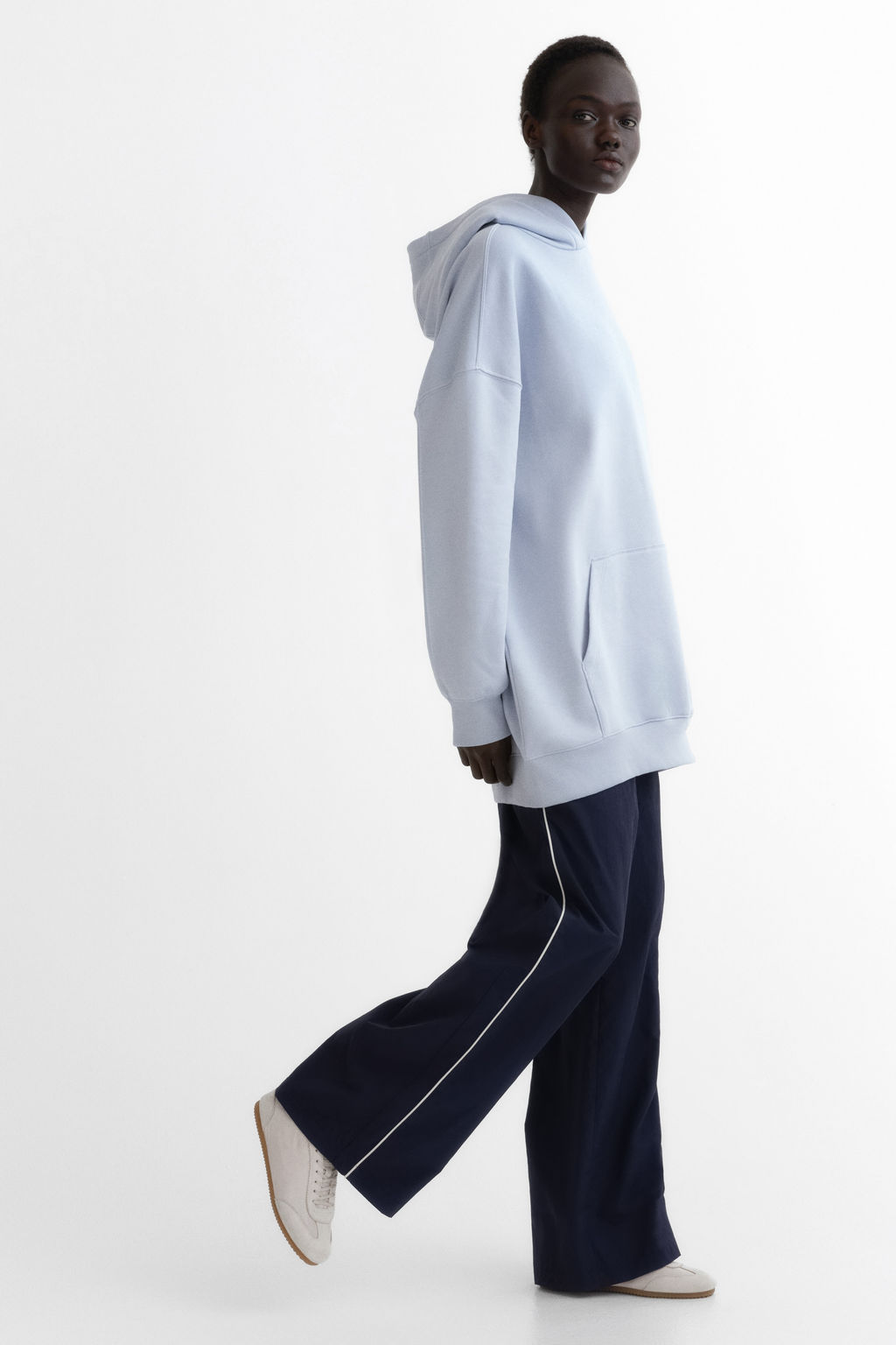 Vestido oversize con capucha - H&m фото 4