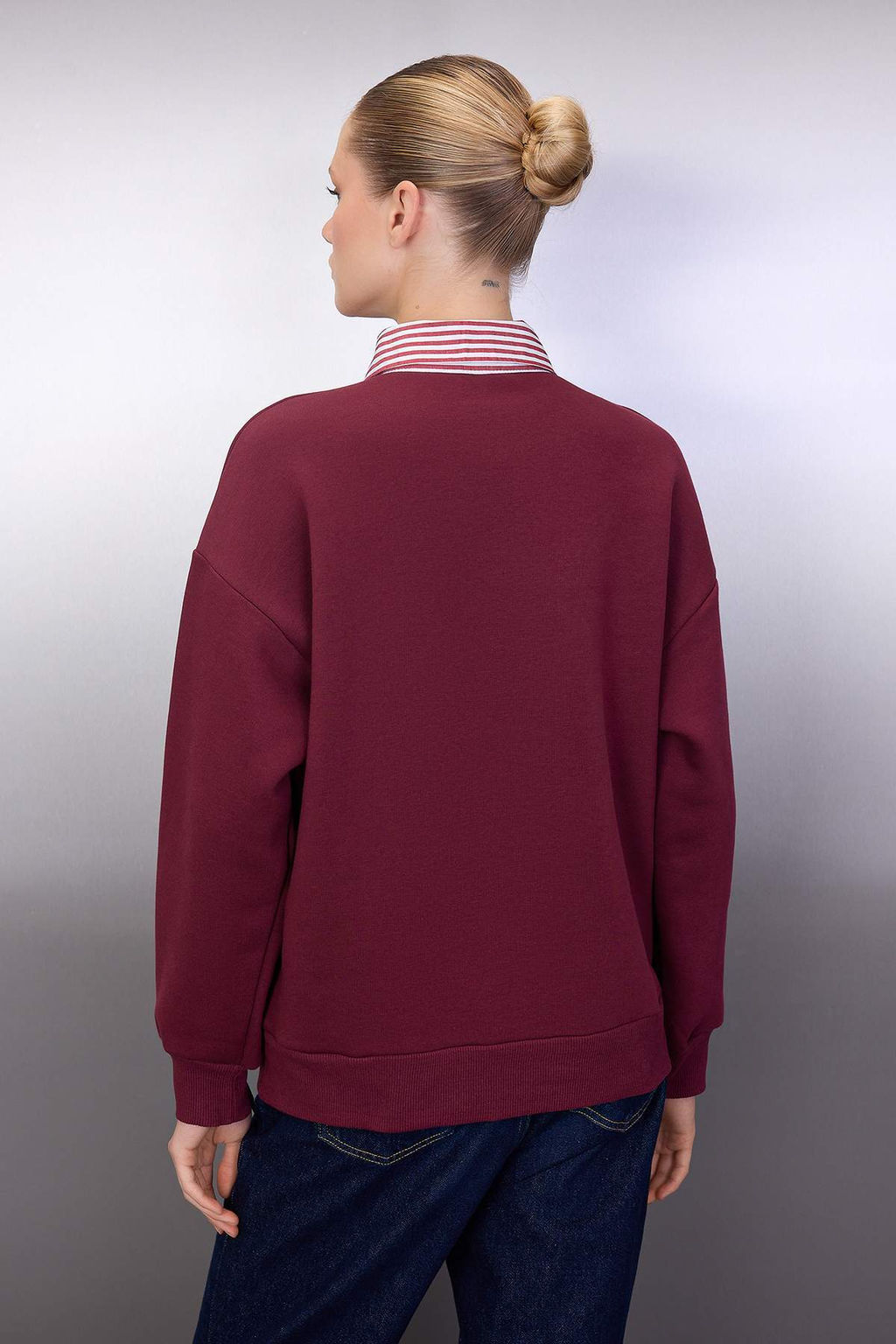 Bordo Dokuma Garni Detayl? Oversize Kal?p Polo Yaka Kal?n ici Polarl? Orme Sweatshirt TWOAW26SW00116