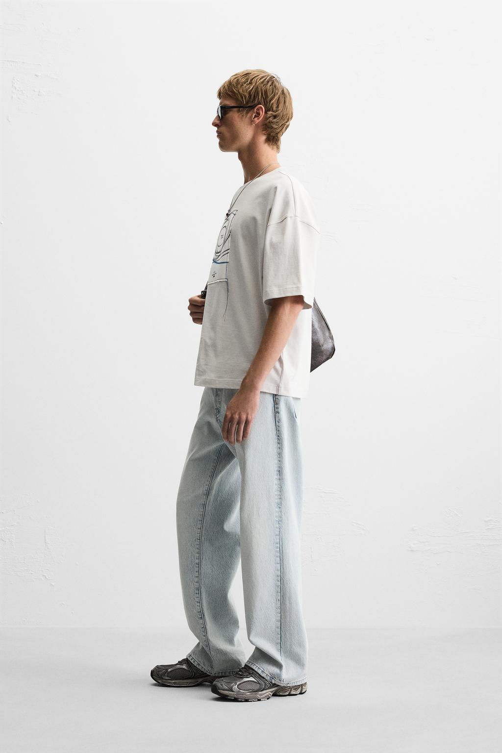 T-SHIRT WITH CONTRAST PATCH - Zara фото 4