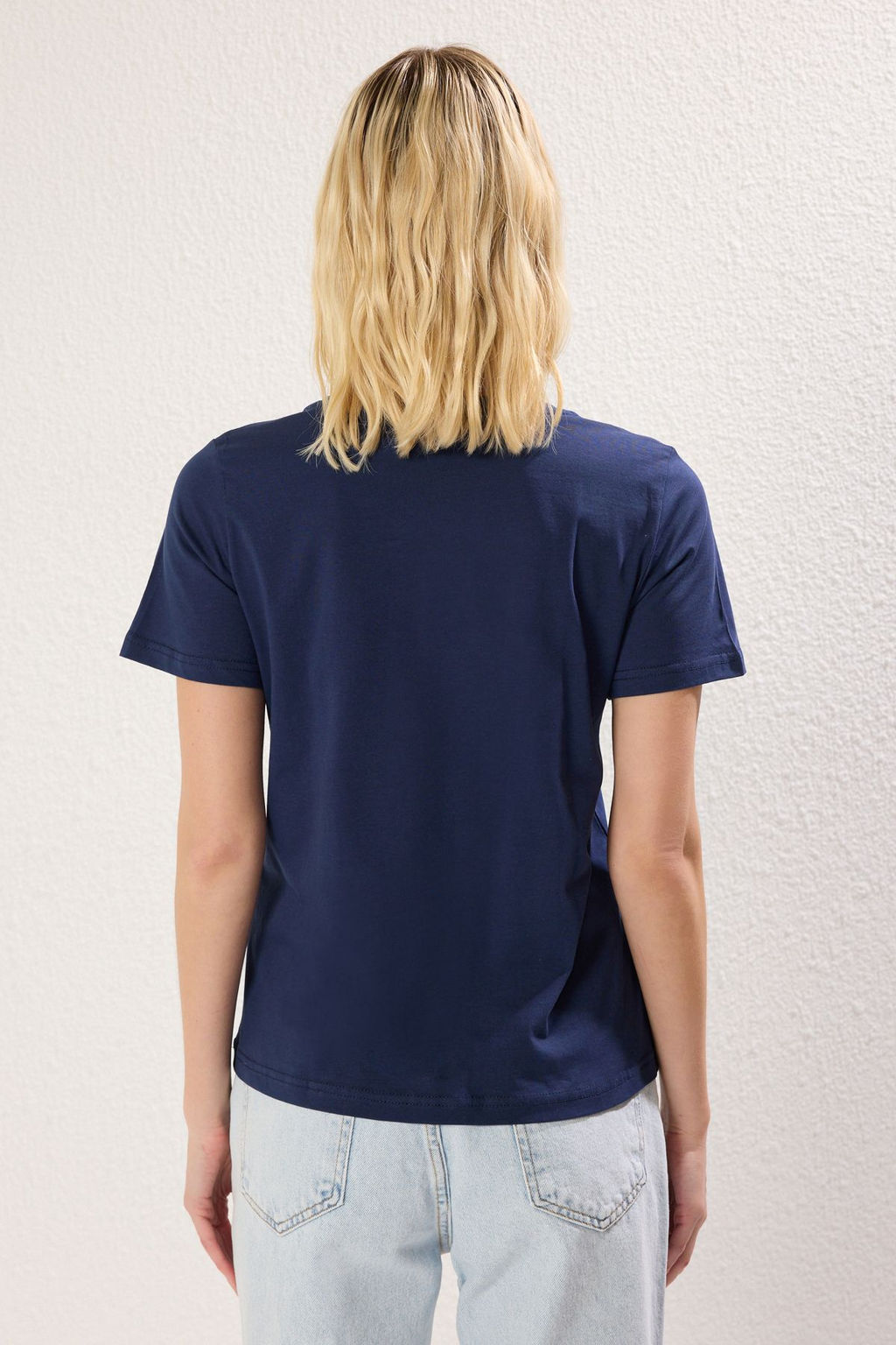 Lacivert Kal?n Pamuklu Varak Y?ld?z Bask?l? Regular/Normal Kal?p Orme T-Shirt TWOSS20TS0757