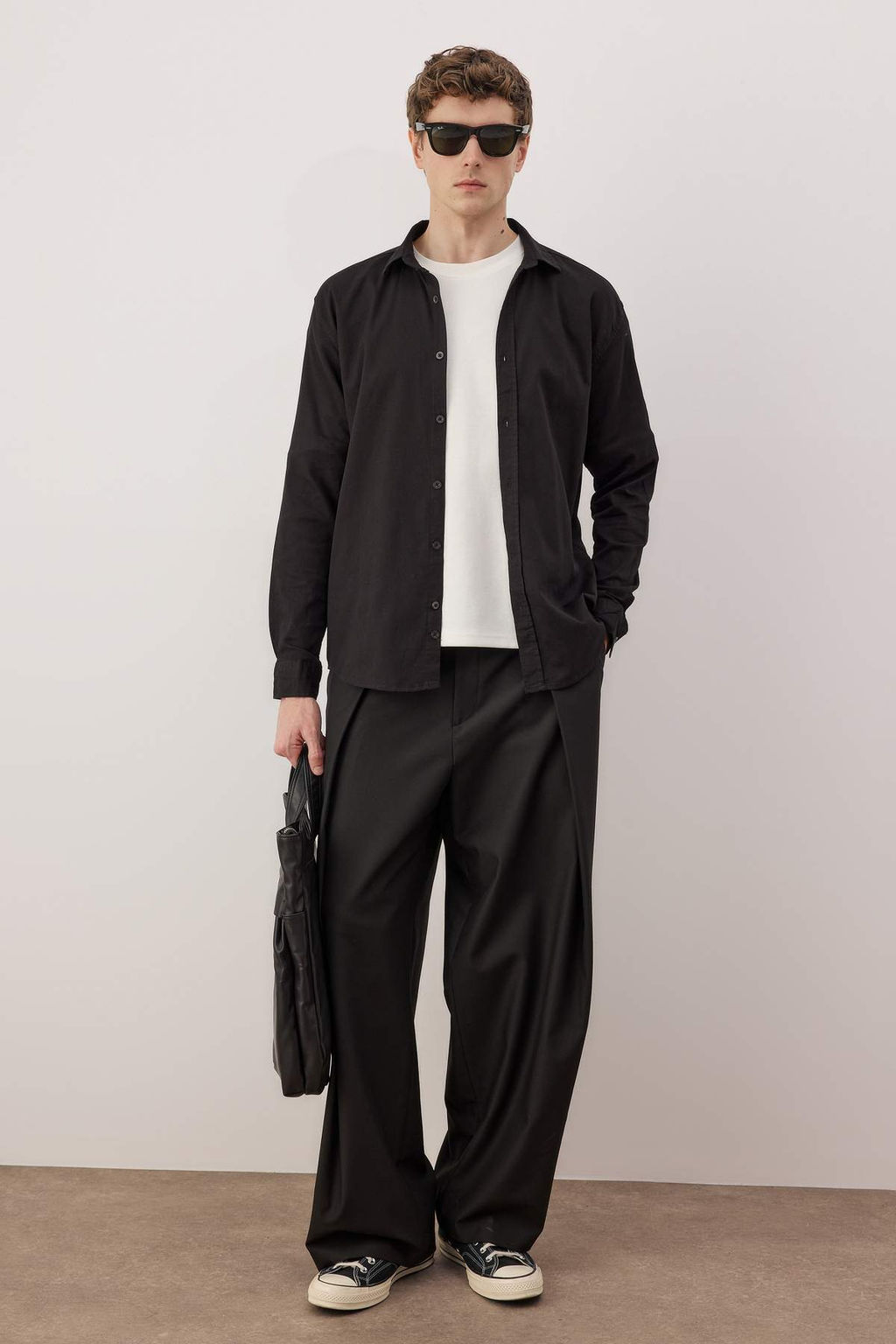 Siyah Regular Erkek Gomlek TMNAW26GO00015 - Trendyolmilla фото 14