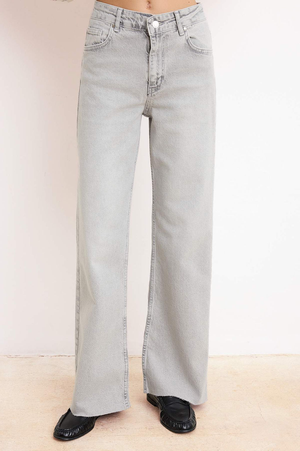 Gri Normal Bel Az Esnek Wide Leg Uzun Boy Jeans TWOSS26JE00119