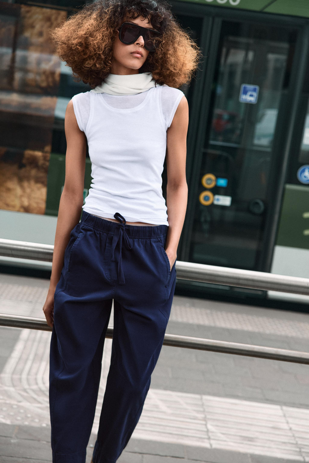 PANTAL?N CINTURA EL?STICA / Marino - Zara фото 4