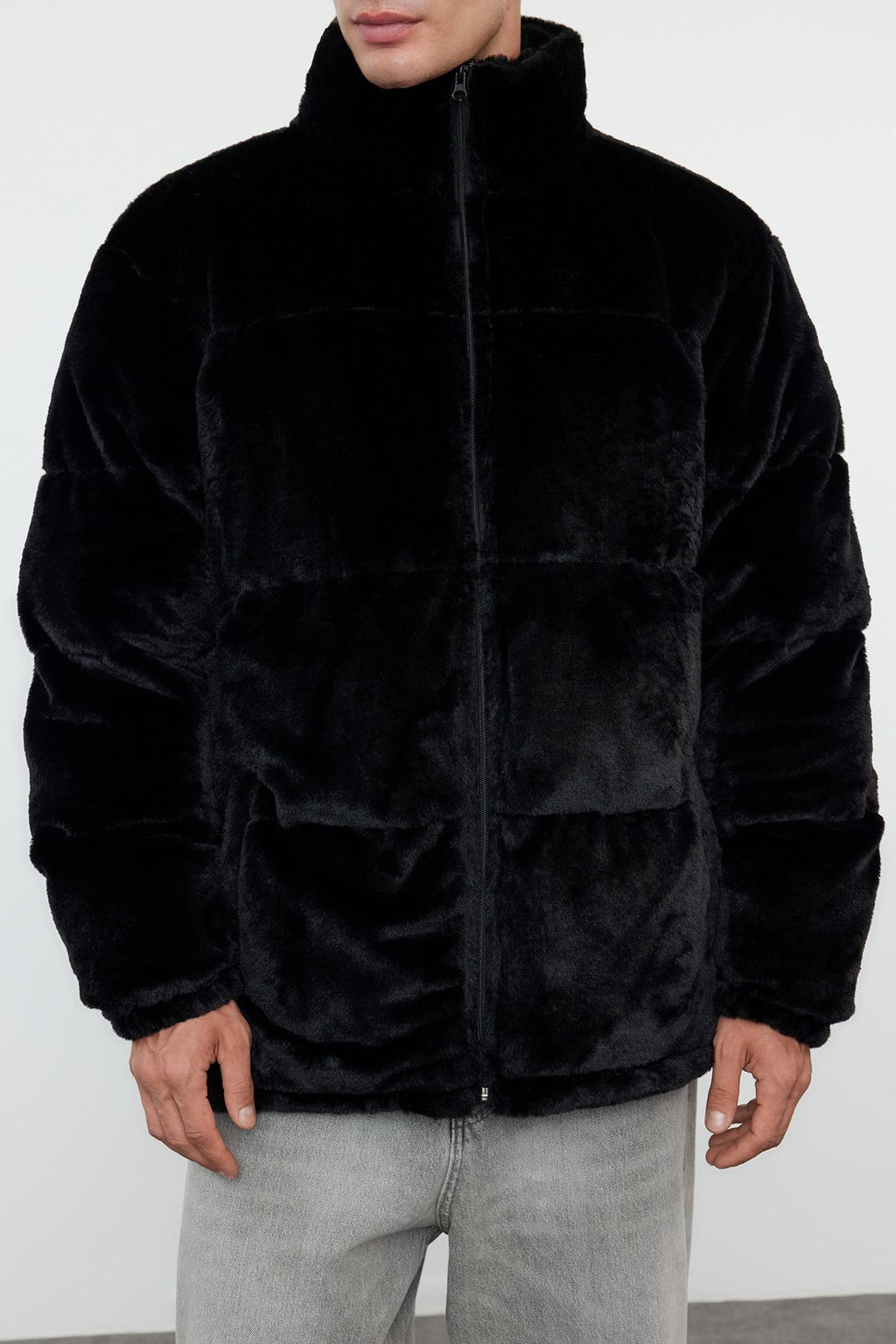 Trendyolmilla Man Siyah Regular Fit Pelus Kumas Astarl? Dolgulu K?sl?k Sisme Mont TMNAW25MO00010  фото 3