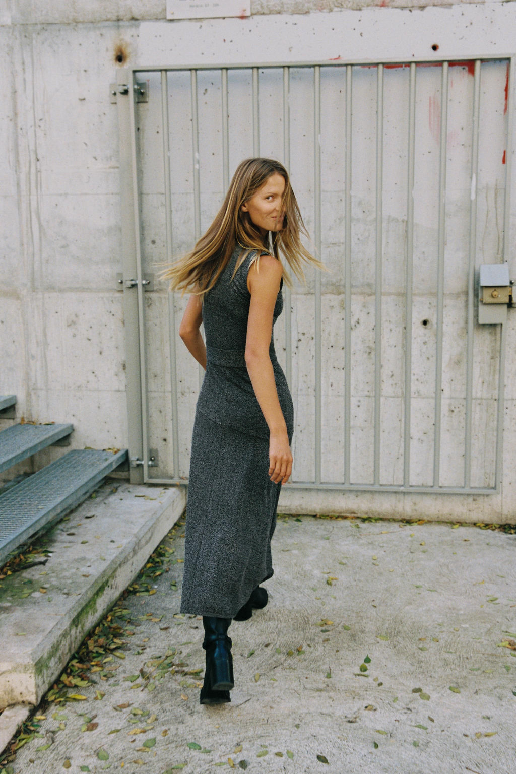 TWILL DRESS WITH BELT - Zara фото 4