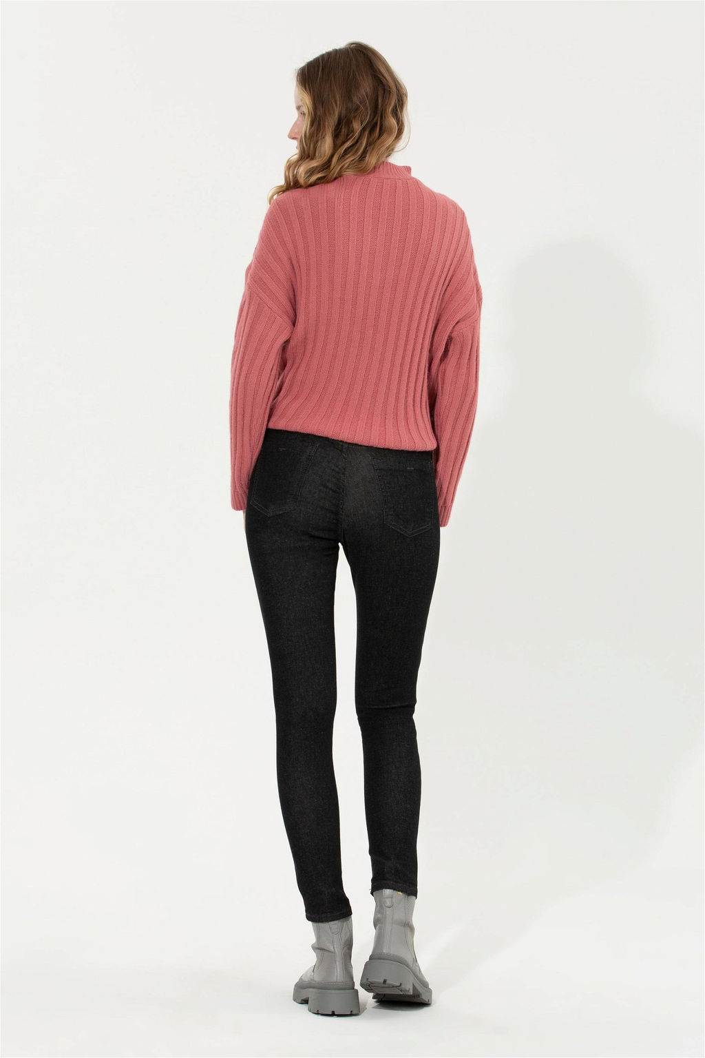 Женские серые джинсовые брюки Неожиданная скидка в корзине - U.s. polo assn фото 4