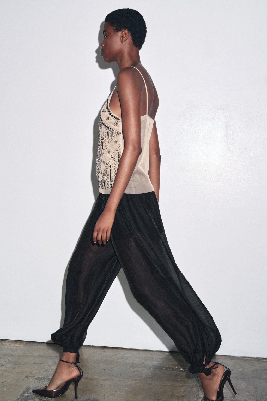 EMBROIDERED CAMISOLE TOP - Zara фото 2