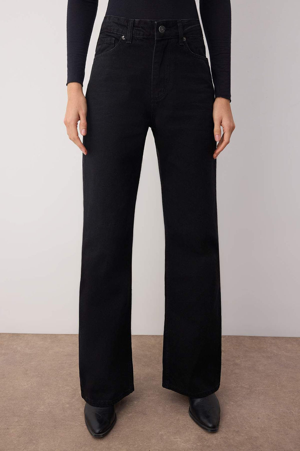 Siyah Yuksek Bel Kusgozu Baglama Detayl? Wide Leg Palazzo Jeans TWOAW26JE00128 - Trendyolmilla фото 3