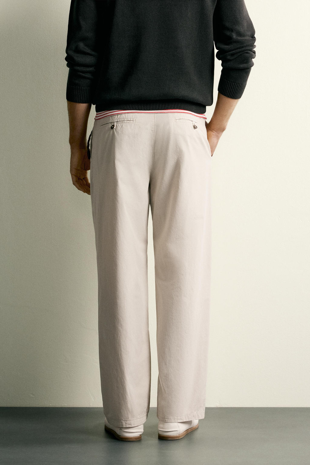 PANTAL?N CHINO STRAIGHT FIT PLIEGUES / Crudo - Zara фото 3