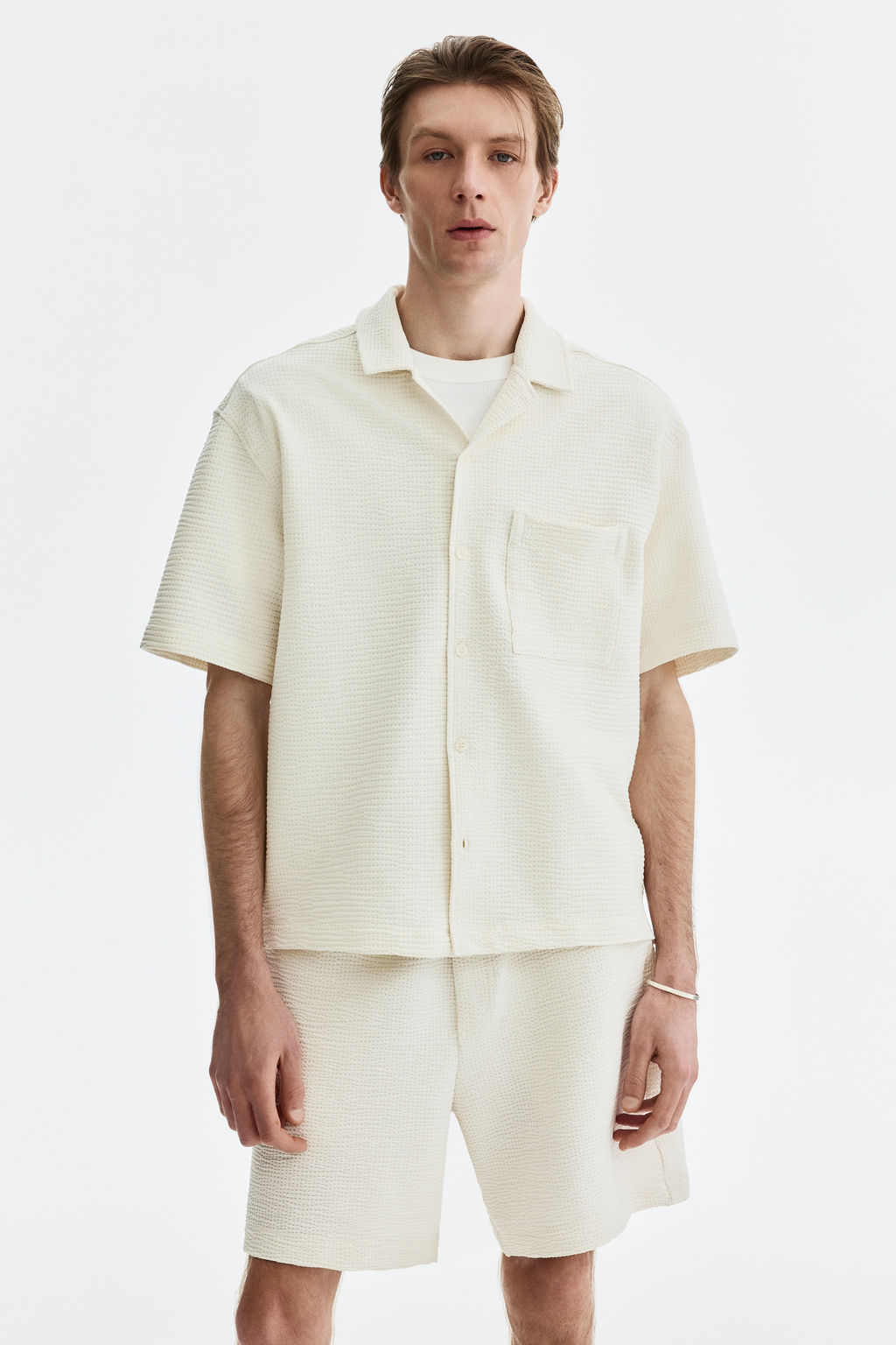 Pantal?n corto gofrado Relaxed Fit - H&m фото 4
