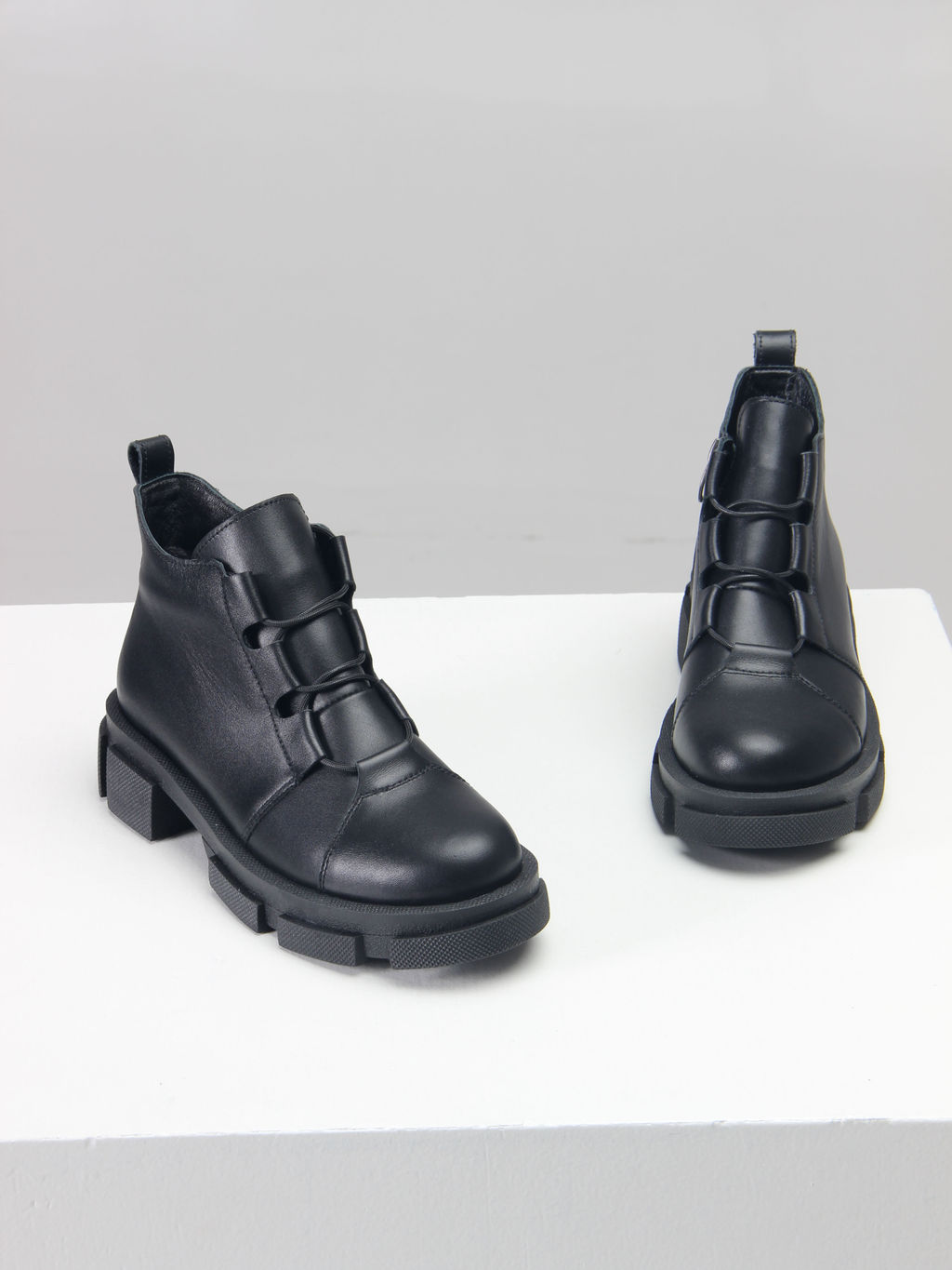 Ботинки 218.21074bl. черный/Мех