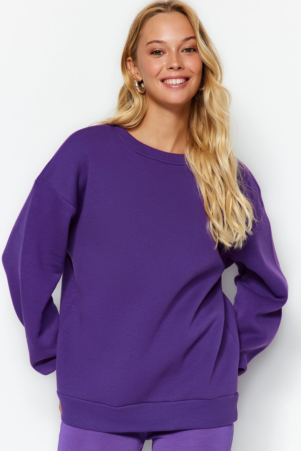 Mor Oversize/Rahat Kesim Basic Bisiklet Yaka Kal?n/Ici polarl? Orme Sweatshirt TWOAW24SW00102