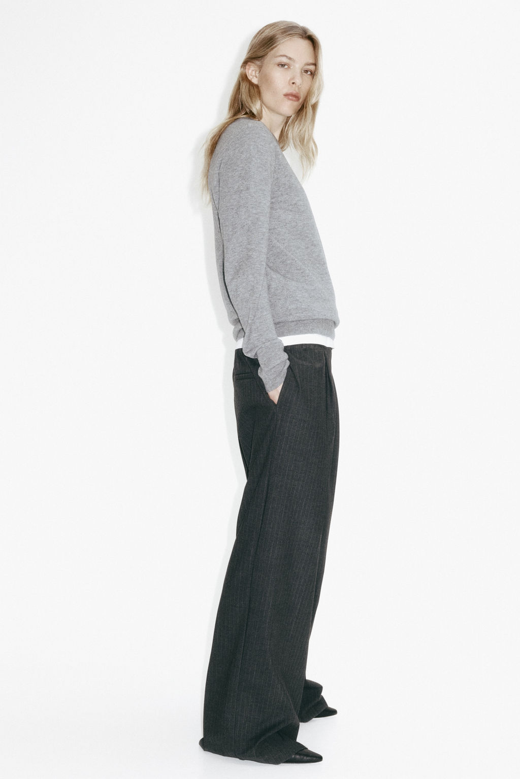 Jersey con escote en V - H&m фото 4