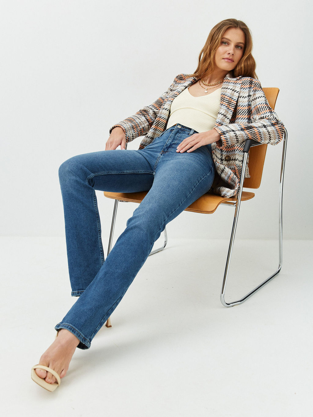 Прямые джинсы с высокой посадкой - TO BE ONE фото 4