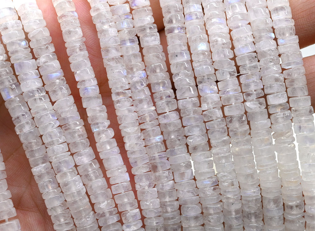 Бусины из натурального лунного камня (адуляр) диски 4*2мм, 32см, 140 бусин Радуга камня