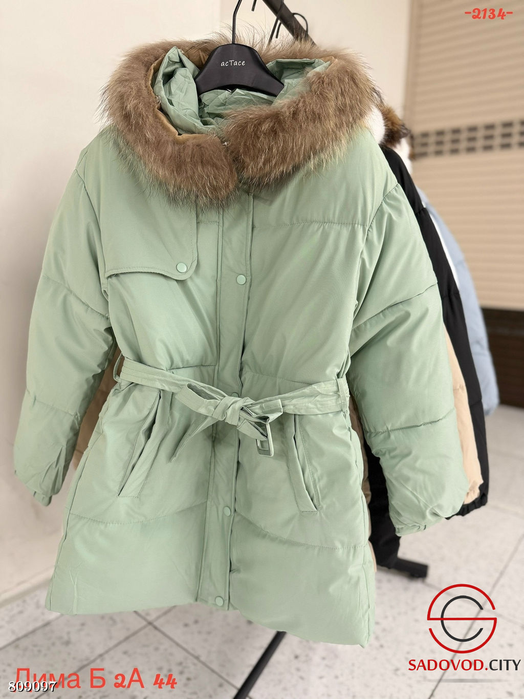 женская зимняя куртка с капюшоном - Bruno фото 3