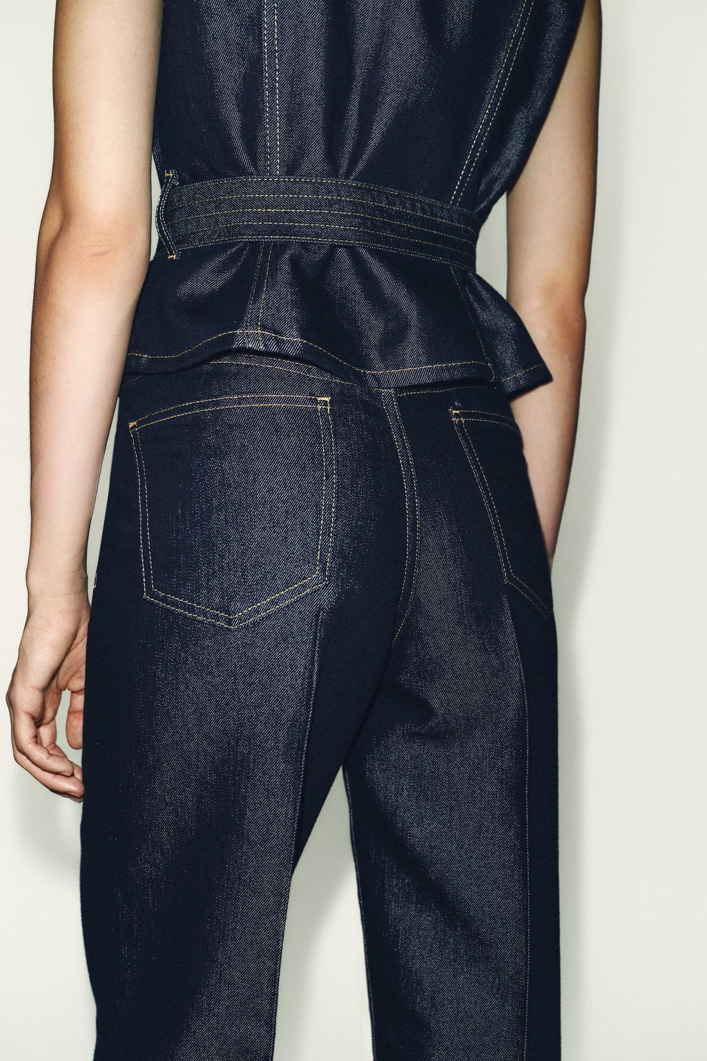 JEANS Z1975 STRAIGHT MID-WAIST CREASED - Zara фото 6