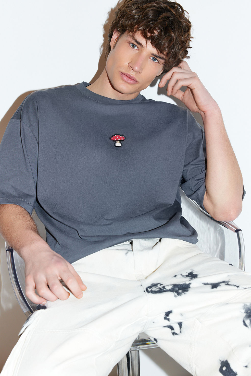 TRENDYOL MAN Beyaz Un?sex Oversize/Genis Kesim Kalp Nak?sl? T-Shirt TMNSS24TS00070 - Trendyolmilla фото 13