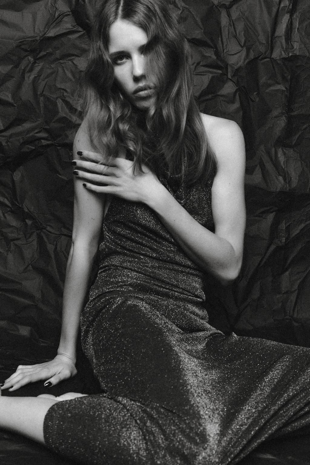 METALLIC THREAD OPEN BACK MAXI DRESS - Zara фото 6