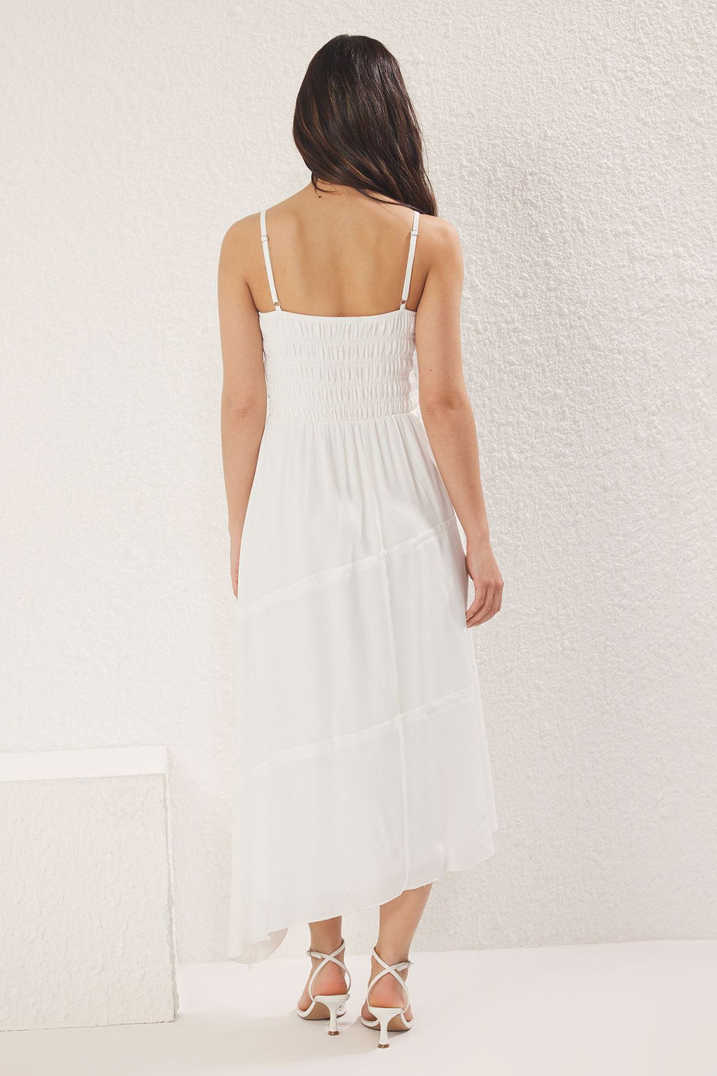 TRENDYOLMILLA Beyaz Duz Maxi Dokuma Elbise TWOSS25EL00752  фото 4