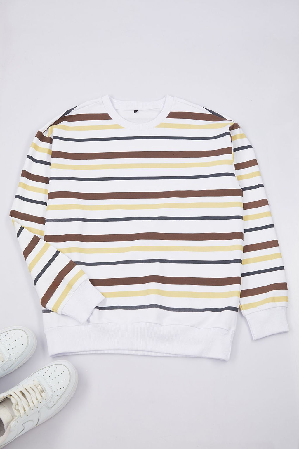 Kahverengi Oversize/Genis Kesim Ici Polarl? Cizgili Sardonsuz Sweatshirt TMNAW25SW00020