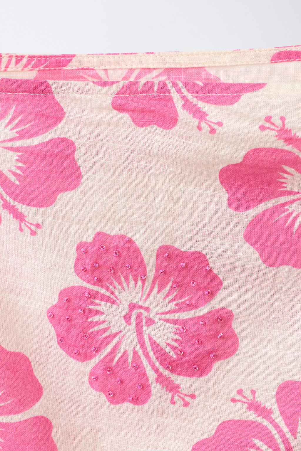 PAREO HIBISCUS Y ABALORORIOS / Fucsia - Zara фото 4