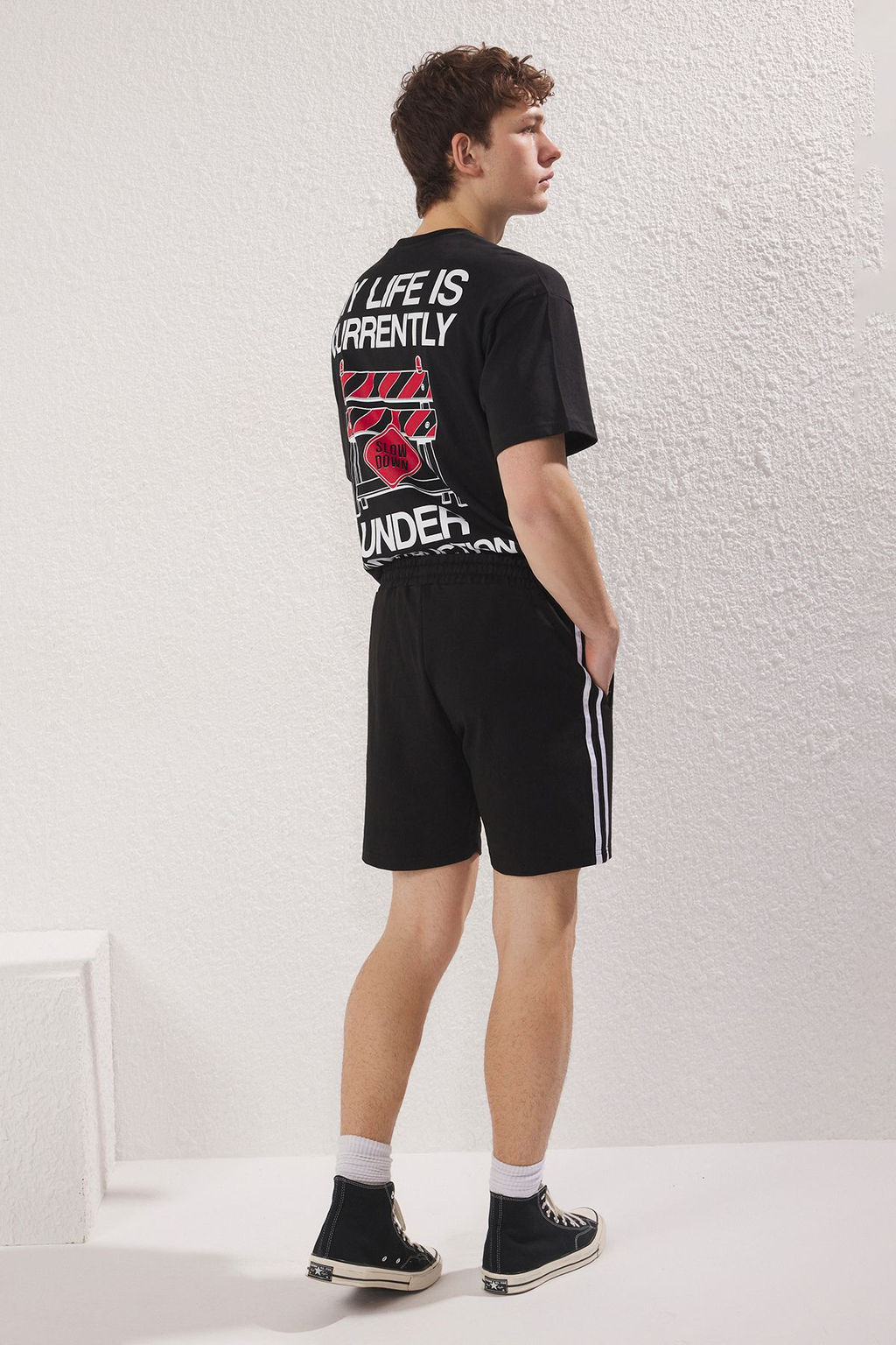 TRENDYOL MAN Siyah Regular/Normal Kesim Seritli Fermuar Cepli Sort & Bermuda TMNSS25SR00023 - Trendyolmilla фото 4
